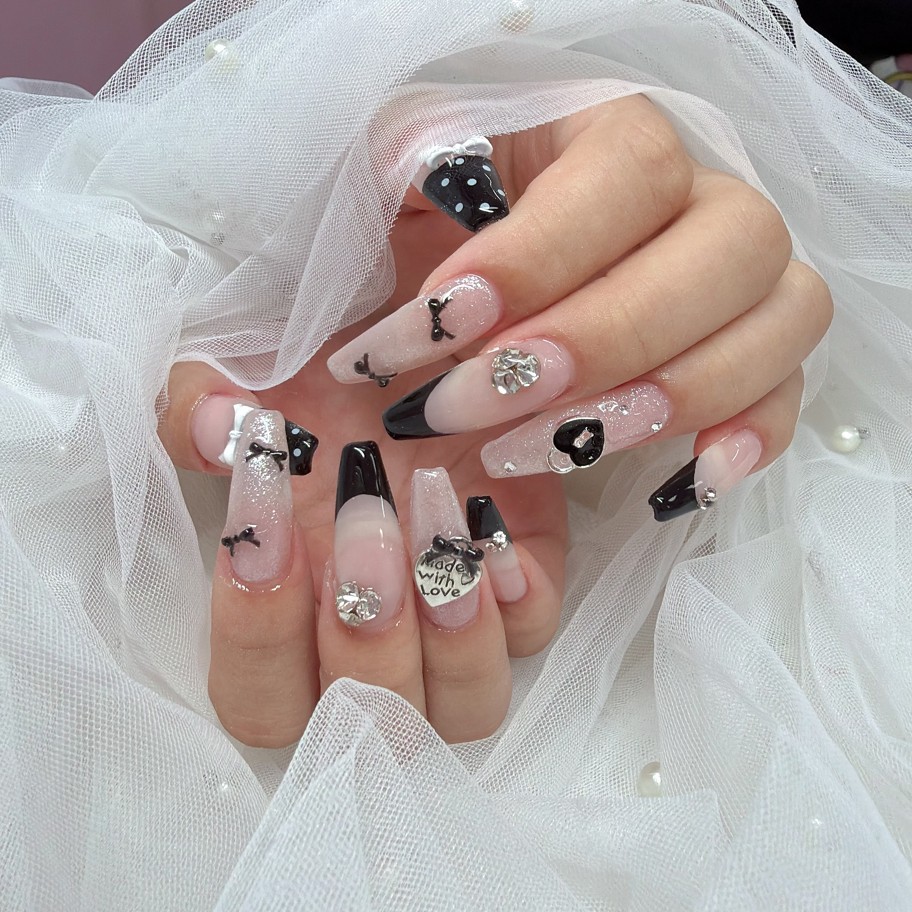 nail_mrn