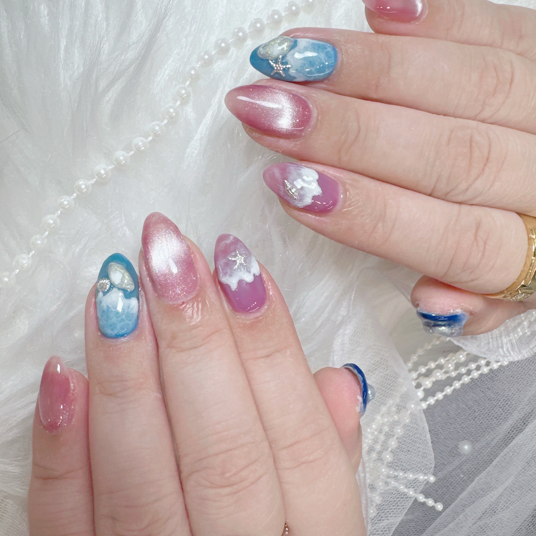 Har02_Nail