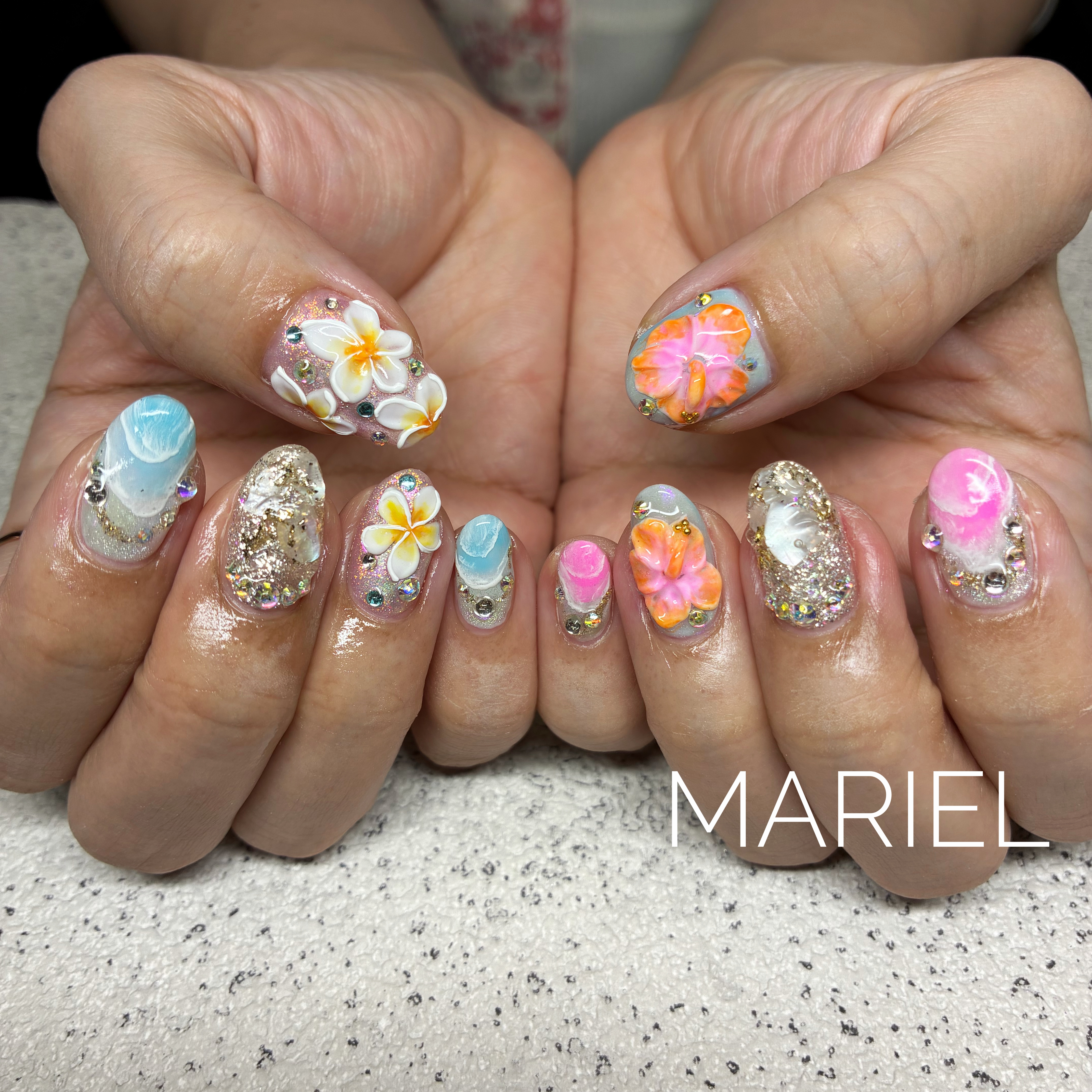 Nail_mariel