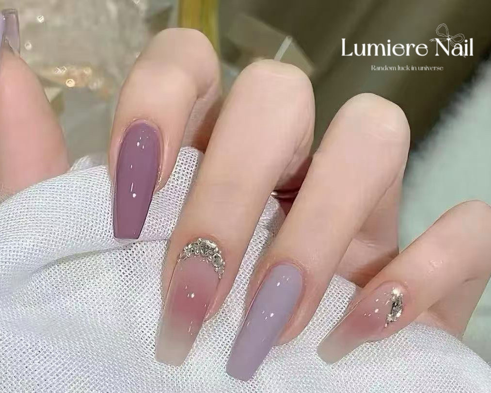lumiere_Nail