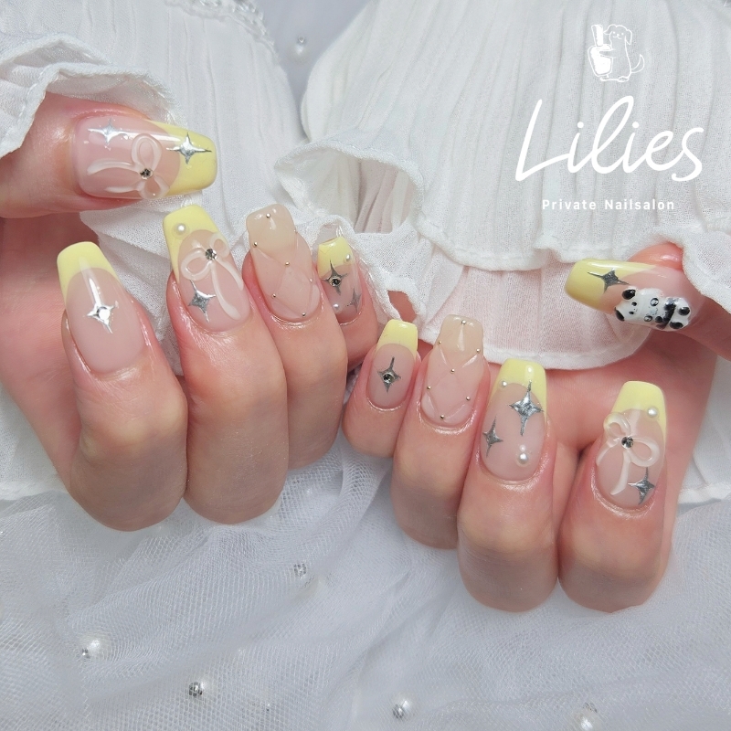Lilies__nail