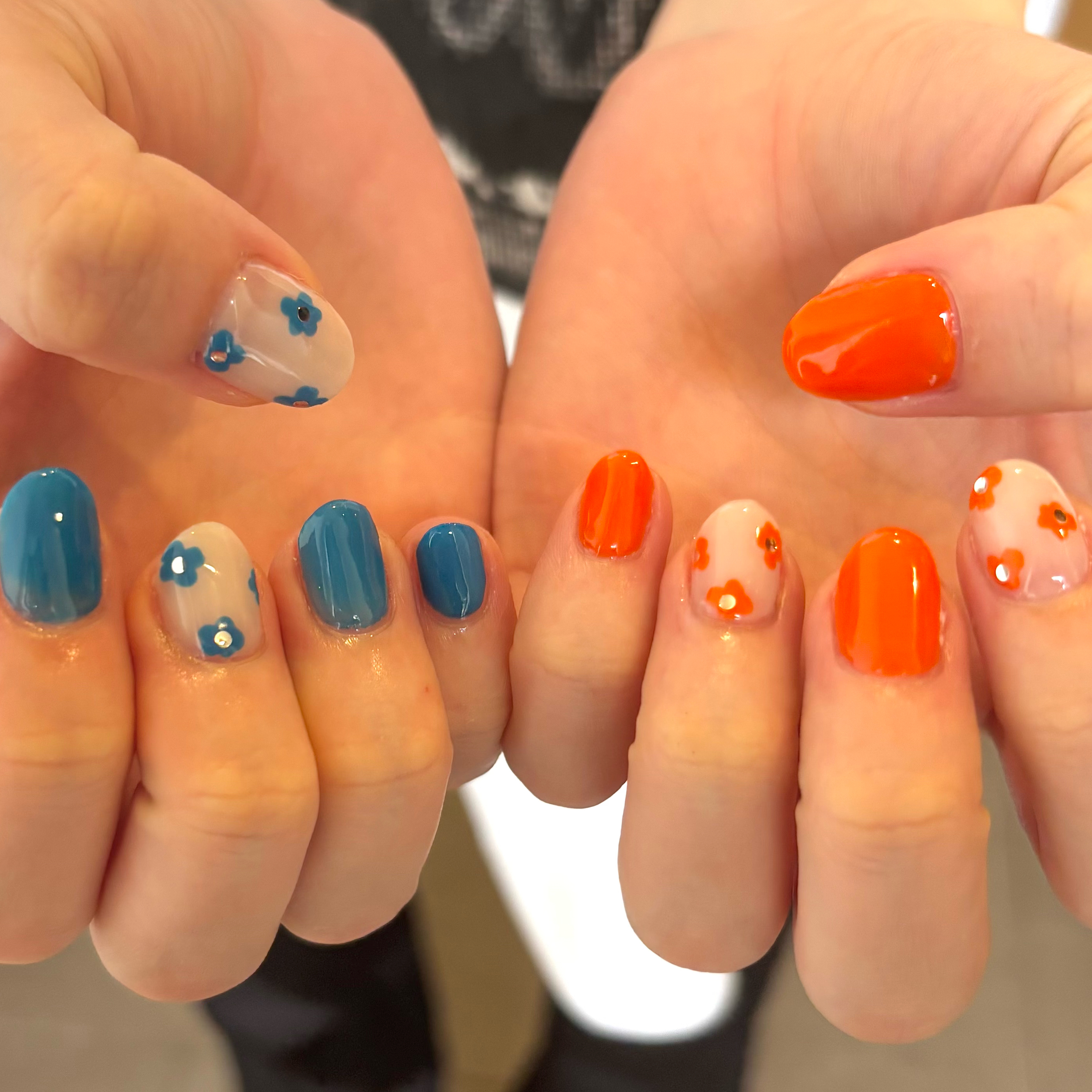 colorer_nail.ami