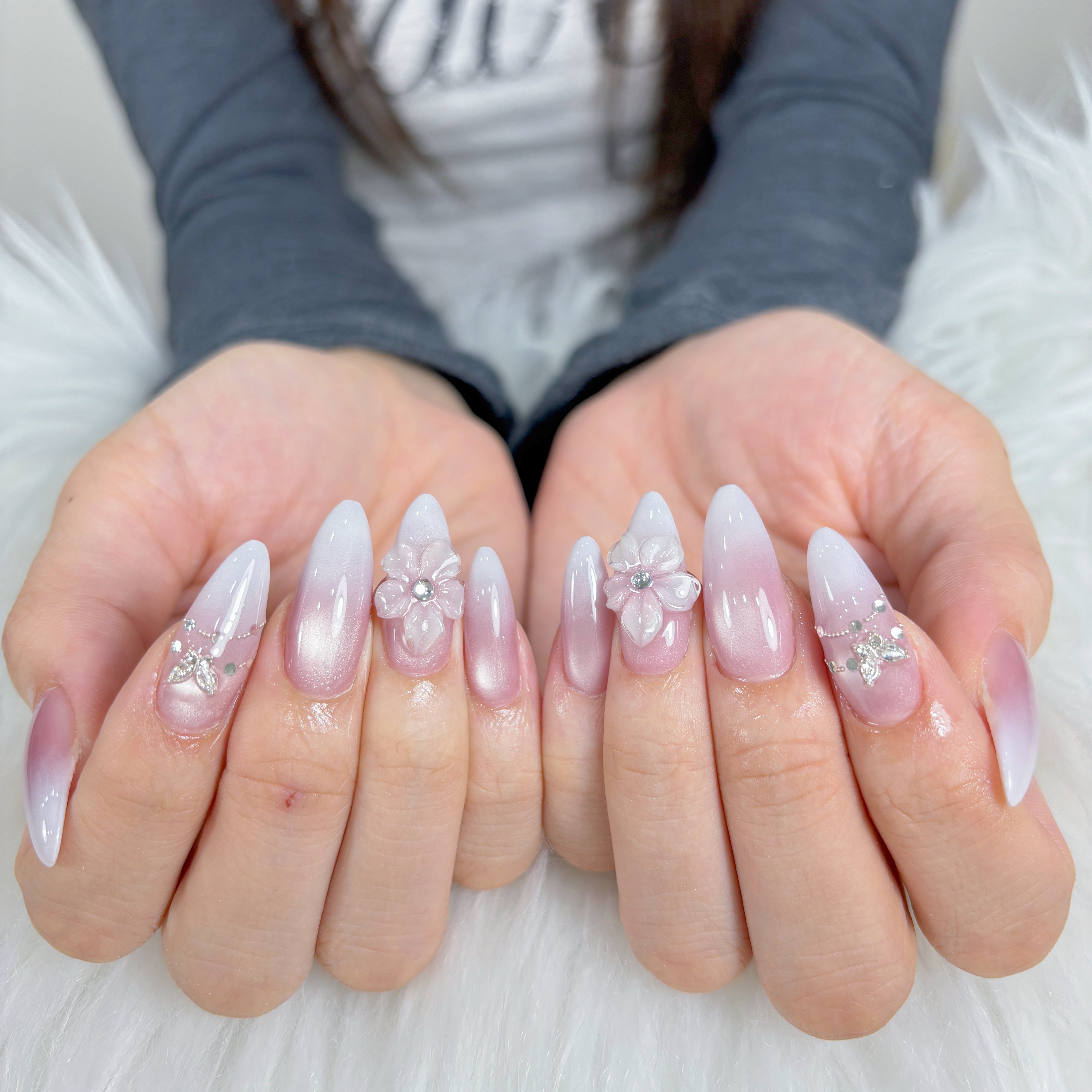 QUEENS_NAIL_STUDIO