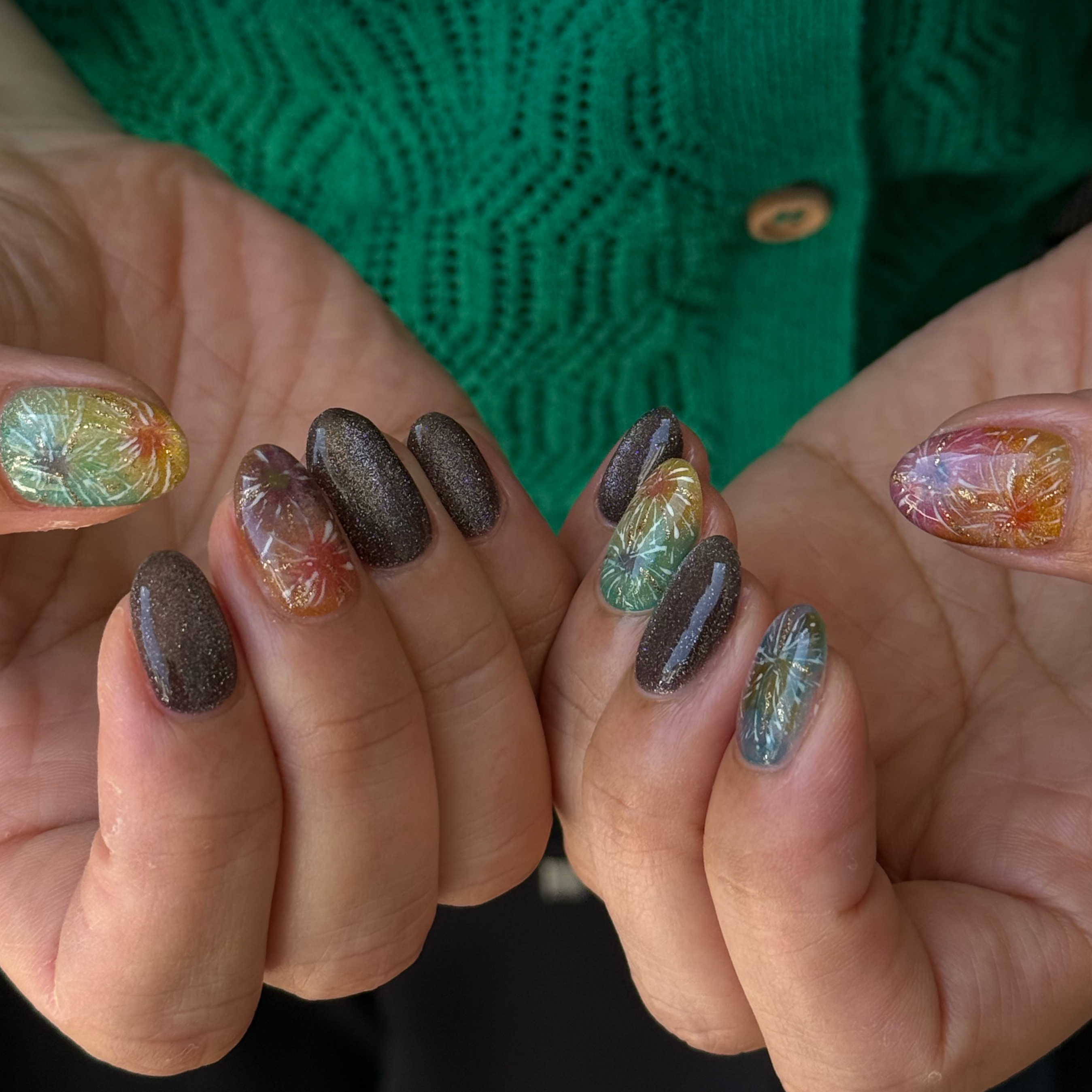 ten.nail