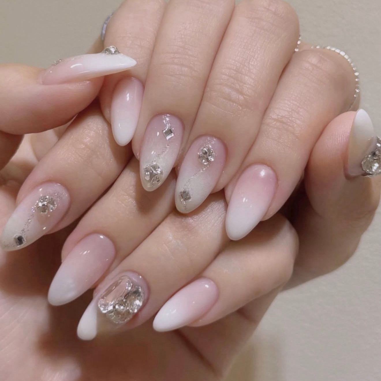 Emaa_Nail