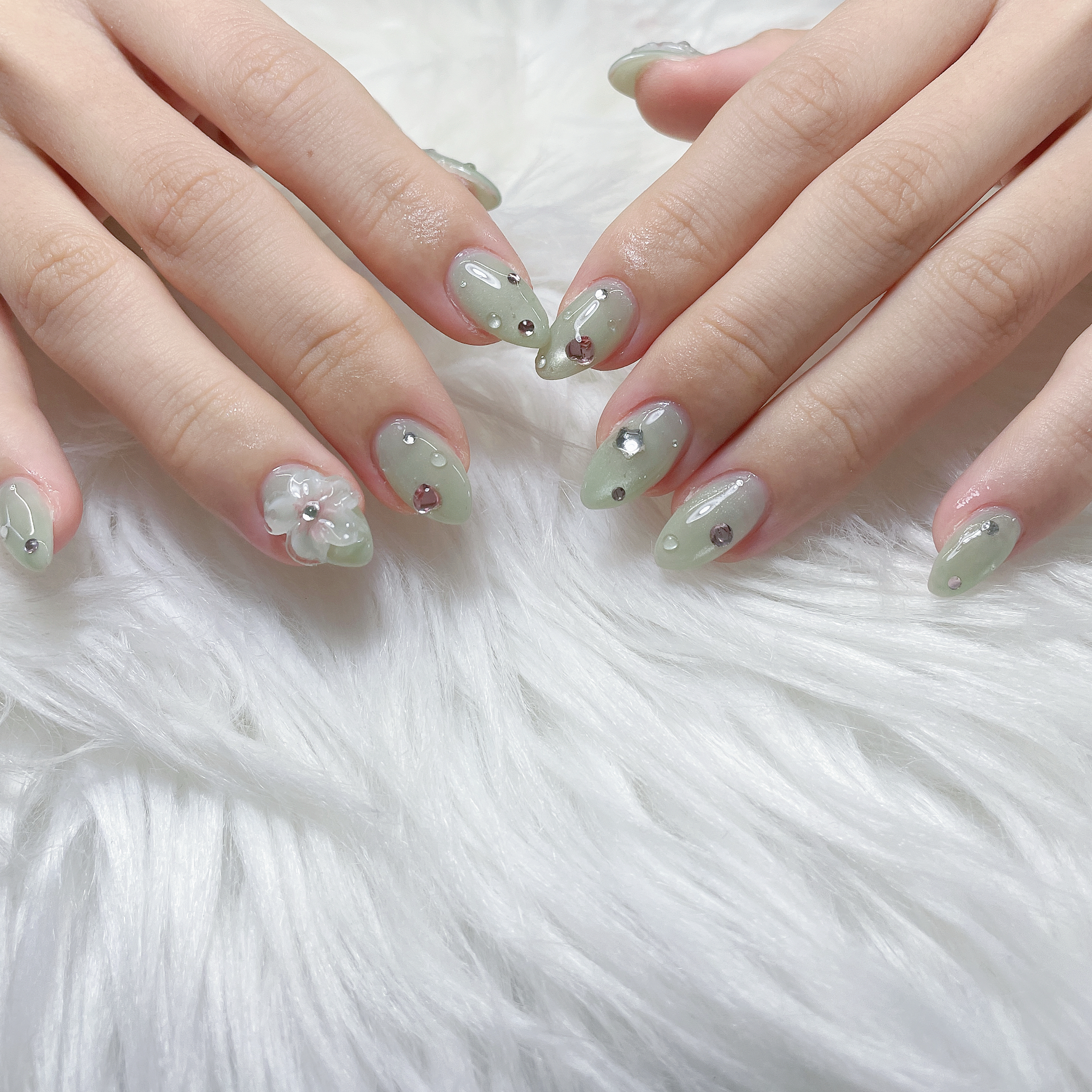 BT.heaven_nail1