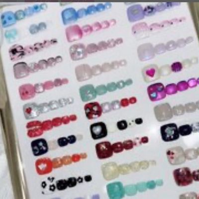 
【フットも可愛く♪】定額ネイルコース☆フットバス付♪【名古屋駅/名駅店】