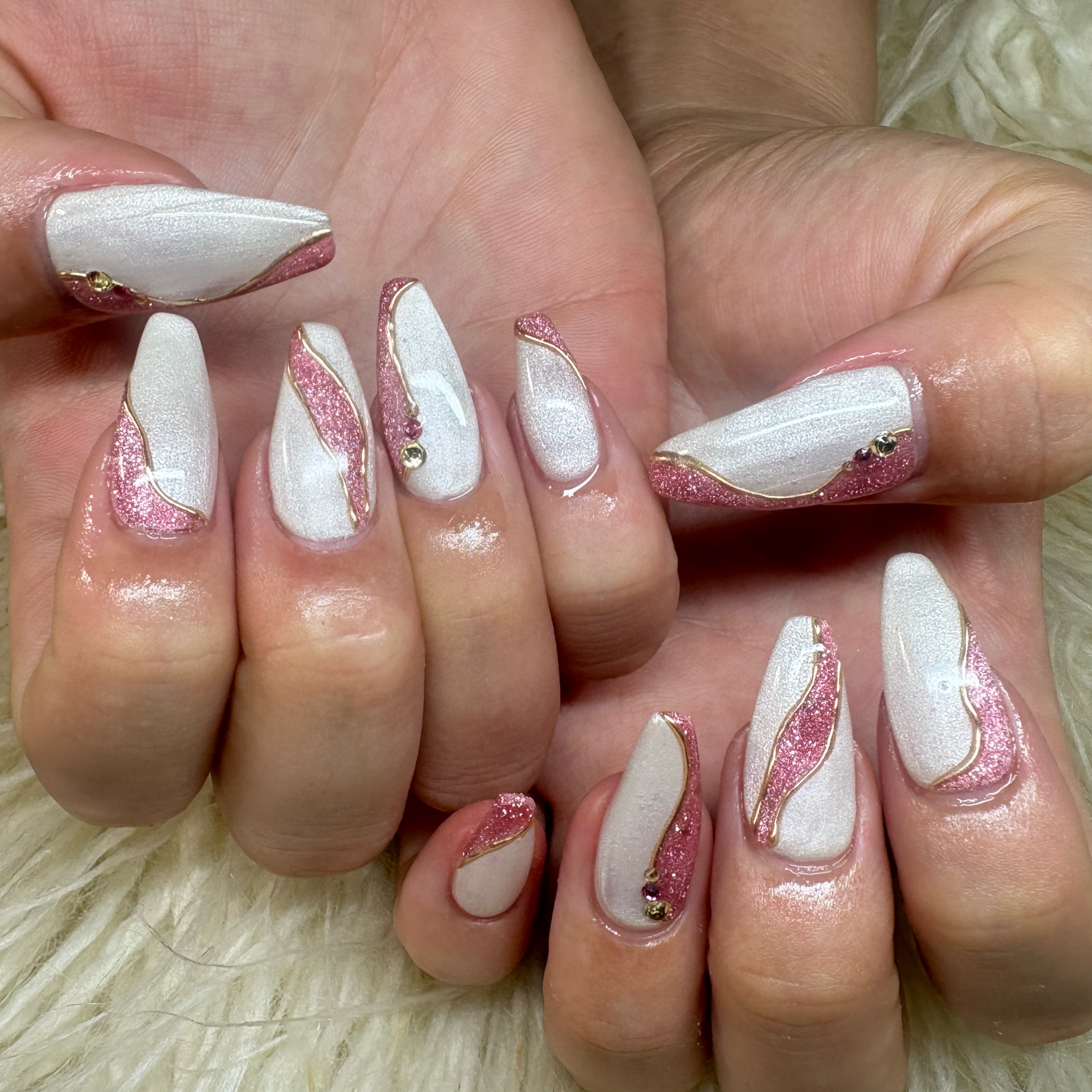 Nail_salon_LuaR