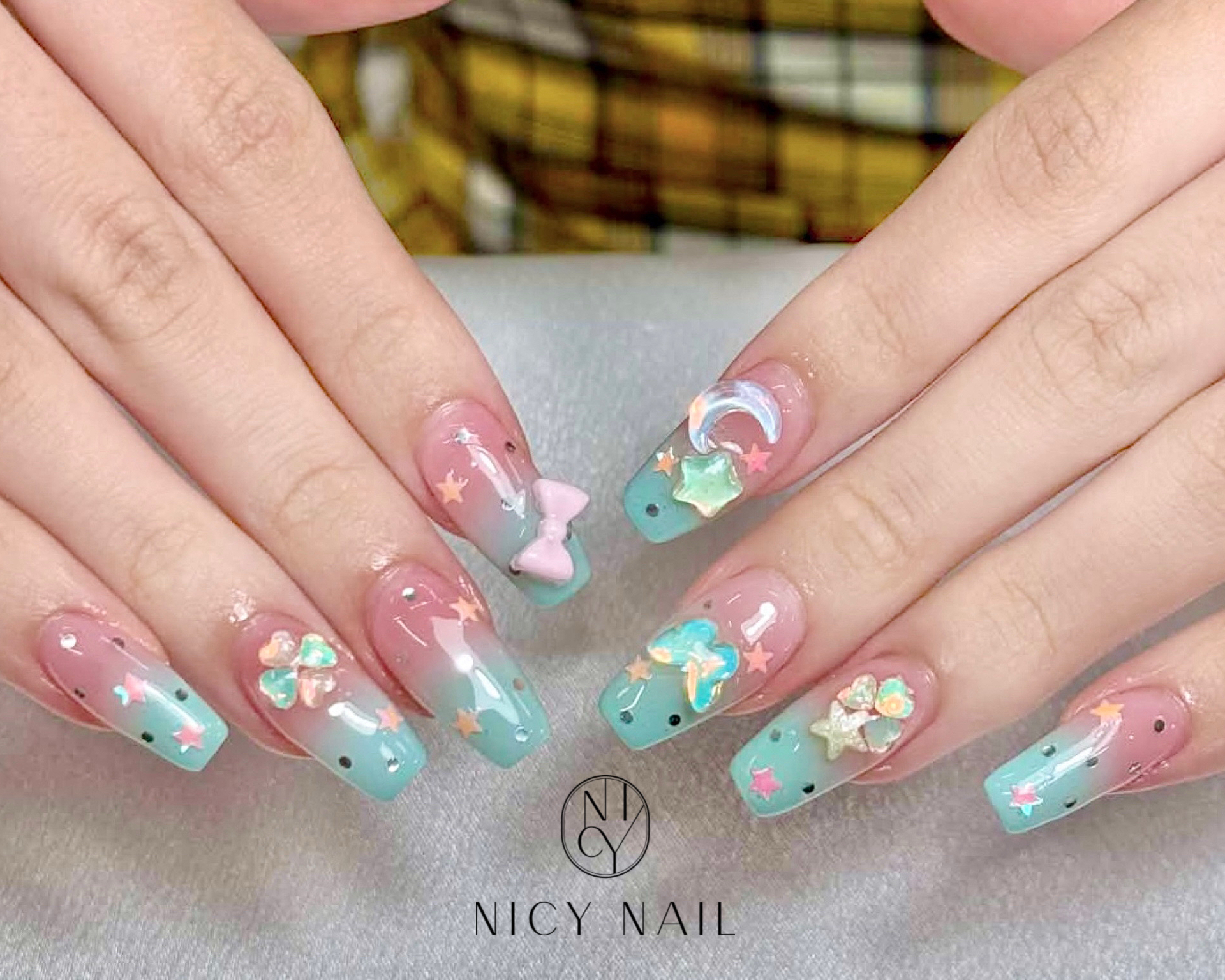 Anna_Nicy