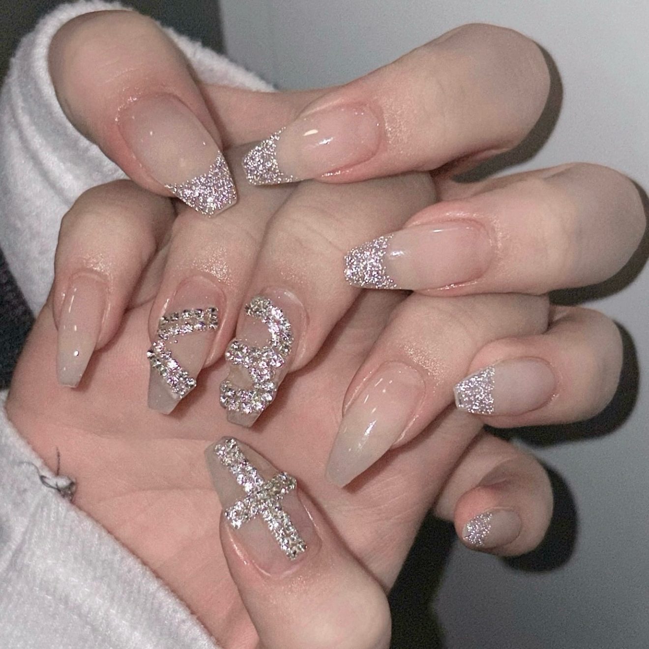 Naomi_RibonNail
