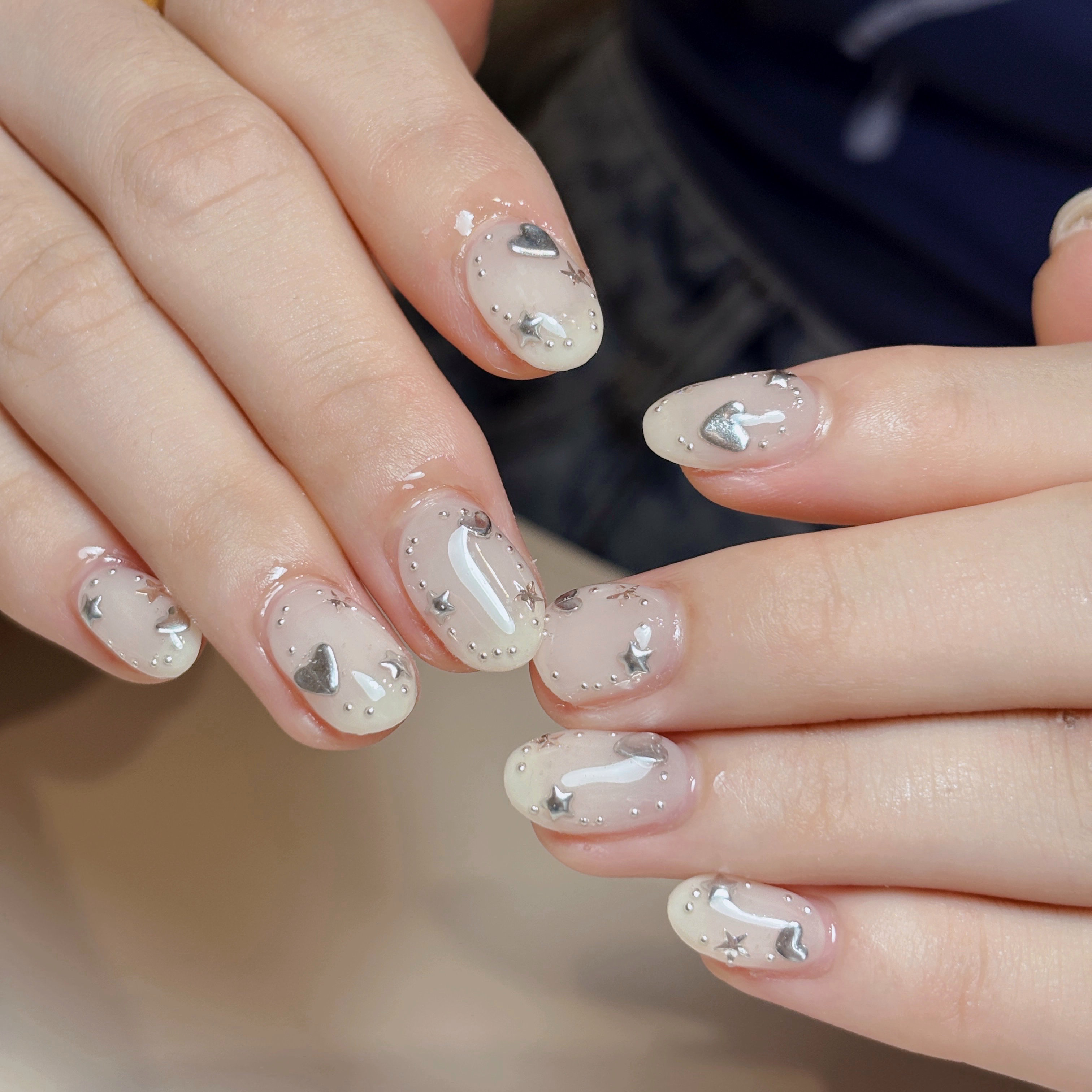 Su.Nailland