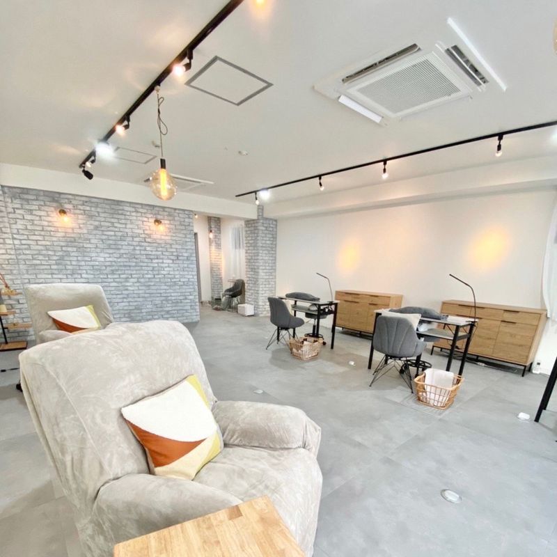nail salon tiffin