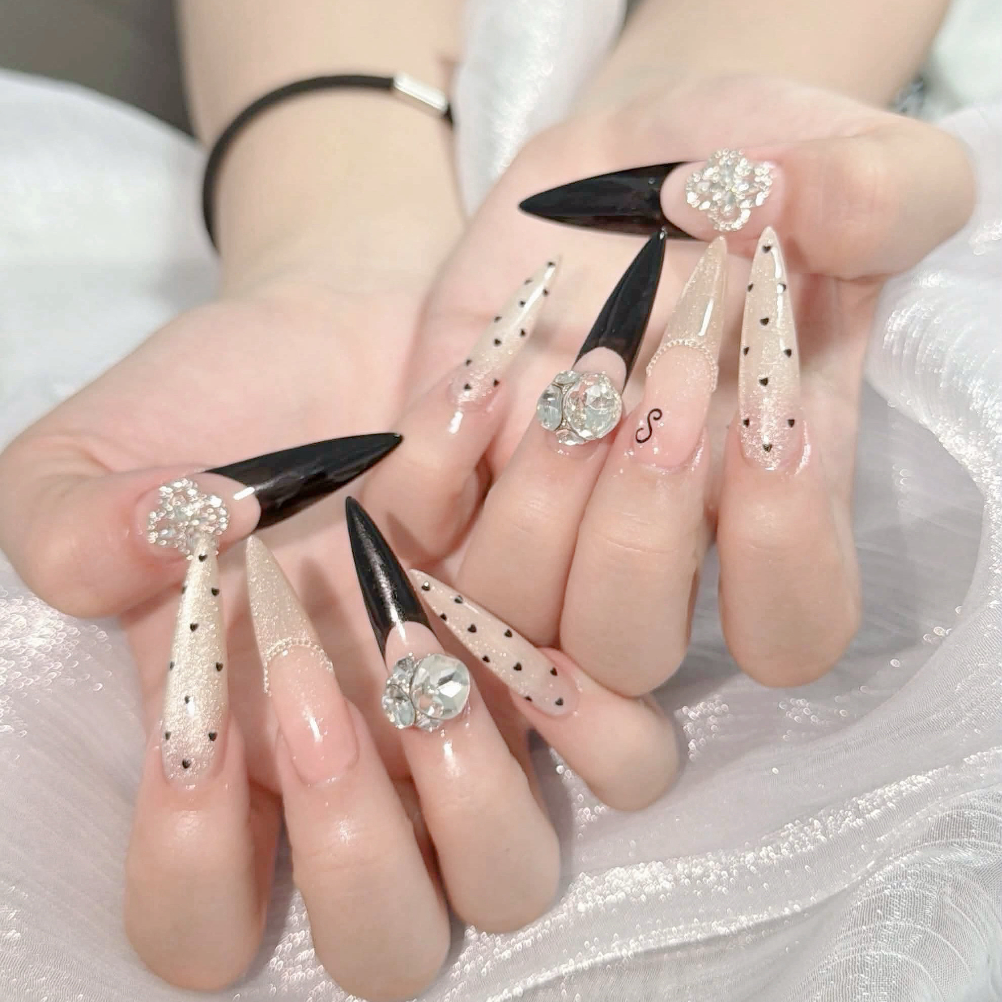 Harry_nail