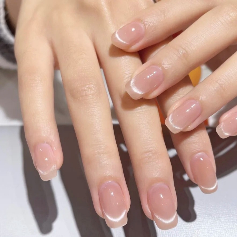 Nail_ayaa