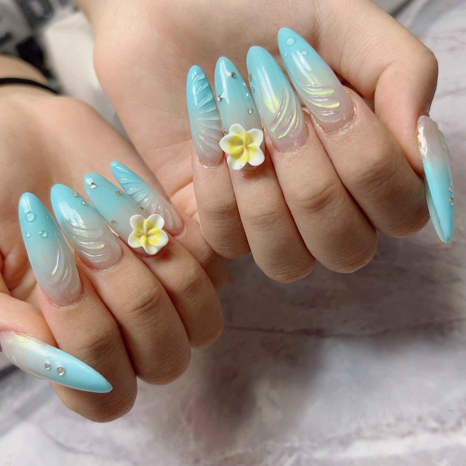 _A.nails_
