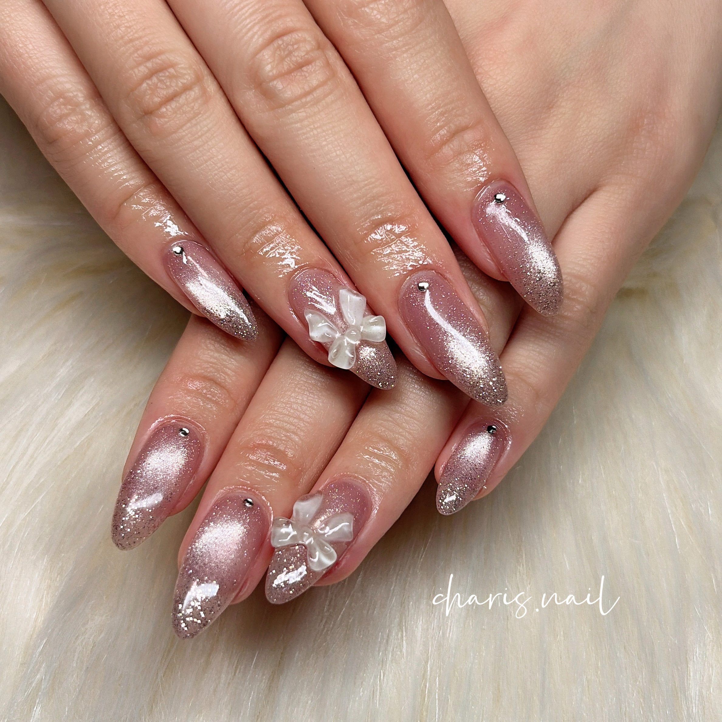 charis.nail