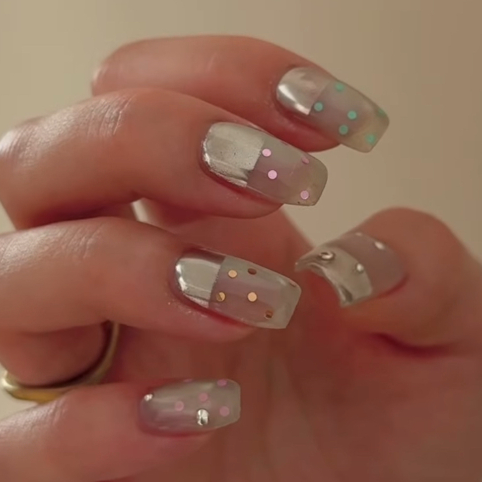 Lune_nail