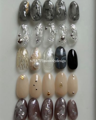 monthly design
