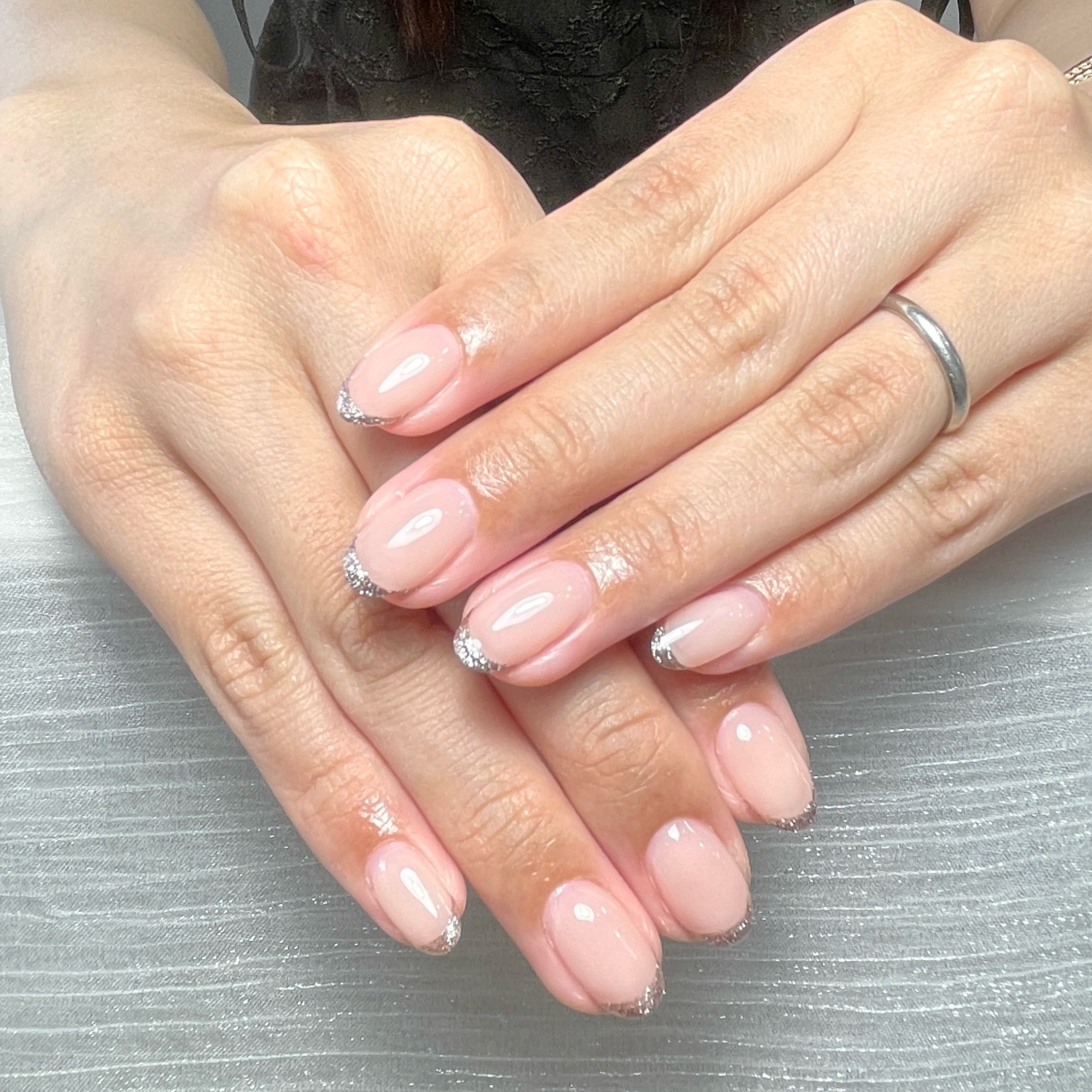 PeachNail_staff