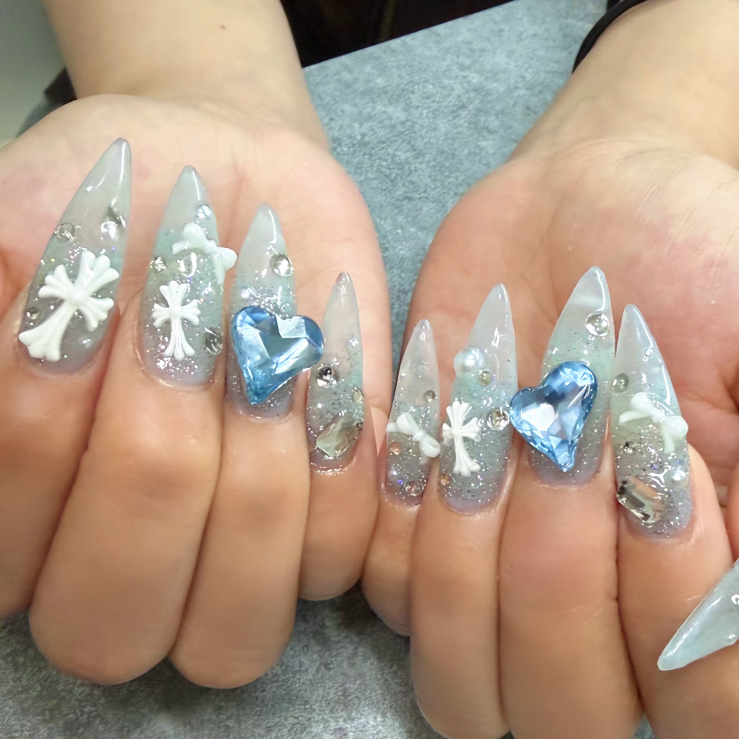 erika_mnail