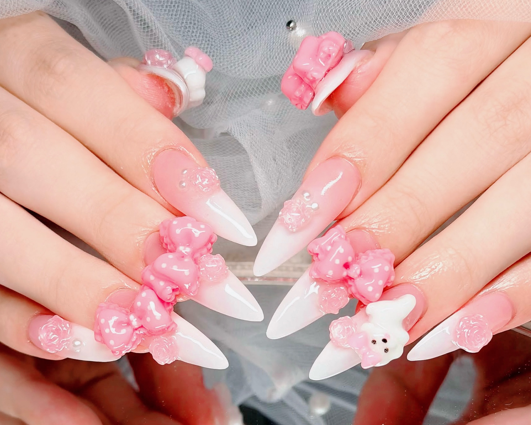 Nail_Van88
