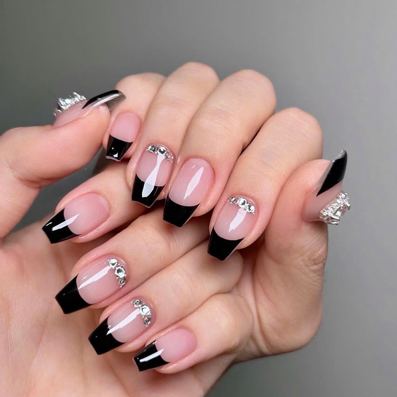 Lucy_Nail