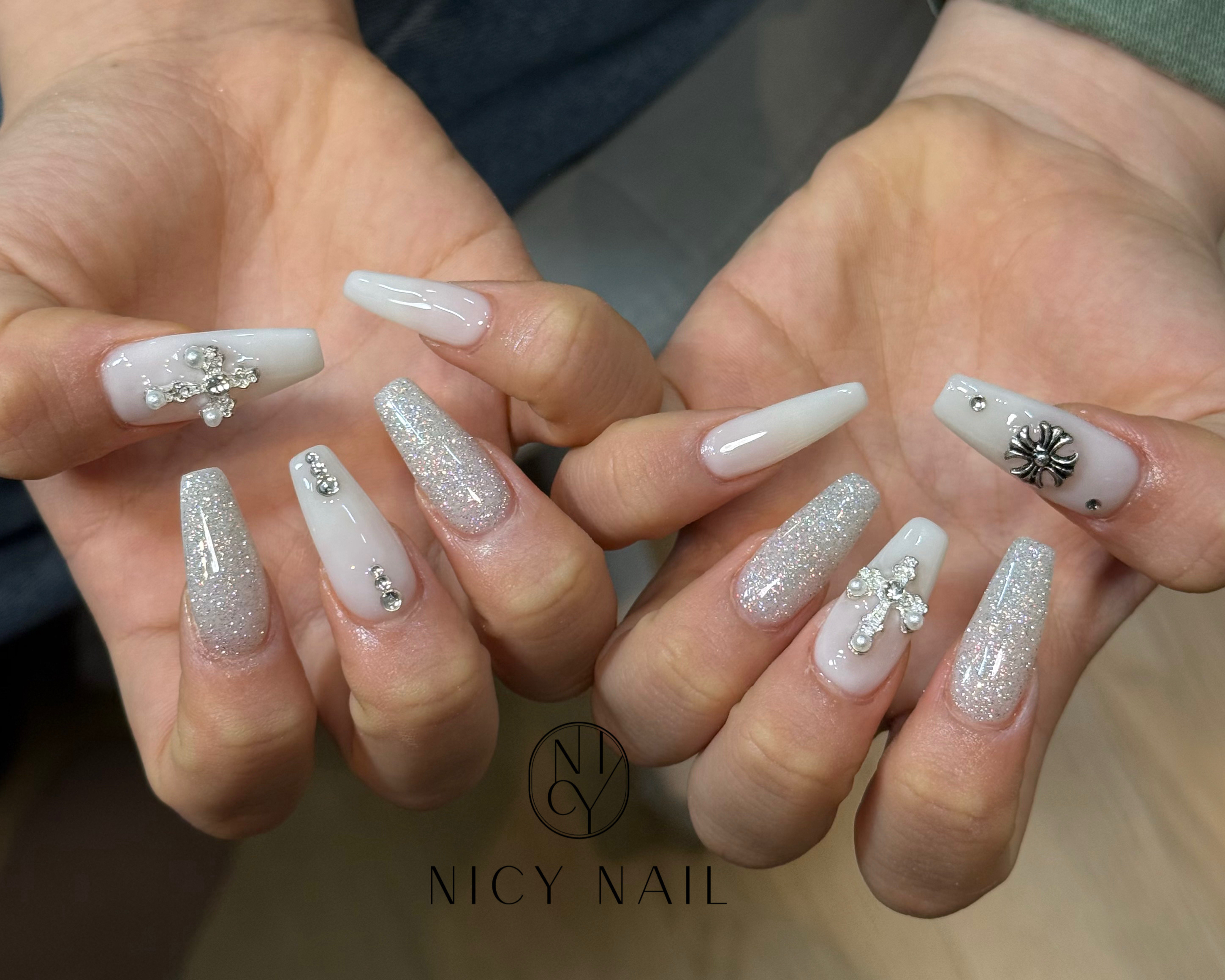 Anna_Nicy