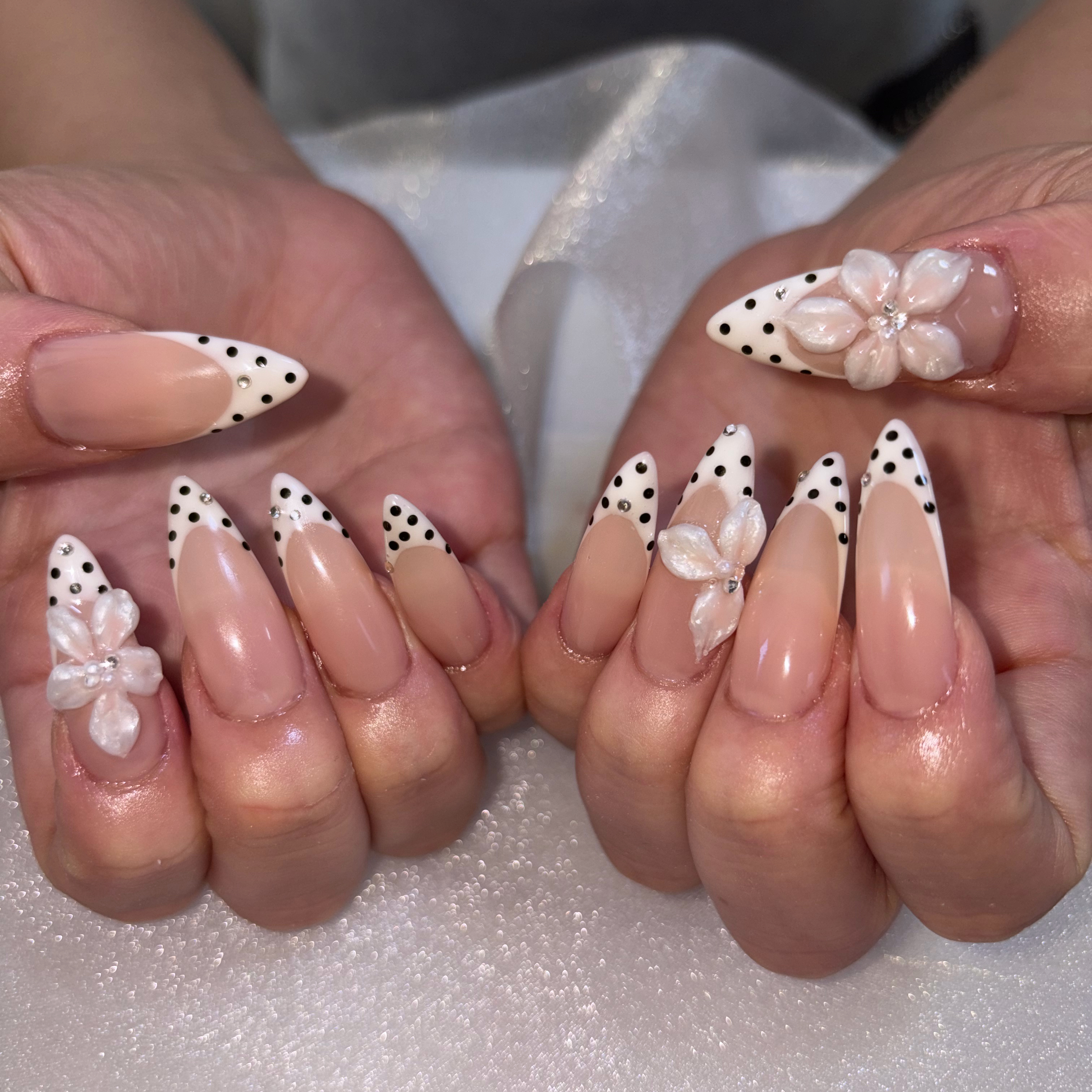 Nail_hm093