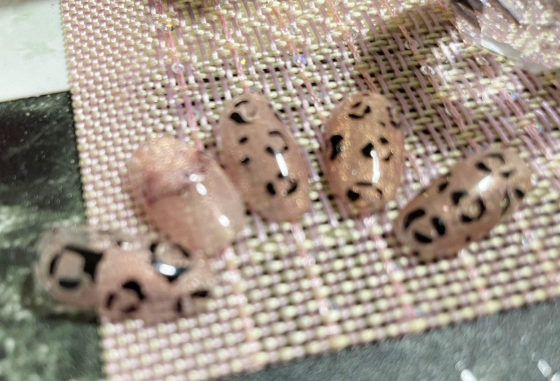 rr18.nail