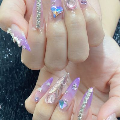 お任せコース😇長さだし10本キラキラパーツ満喫