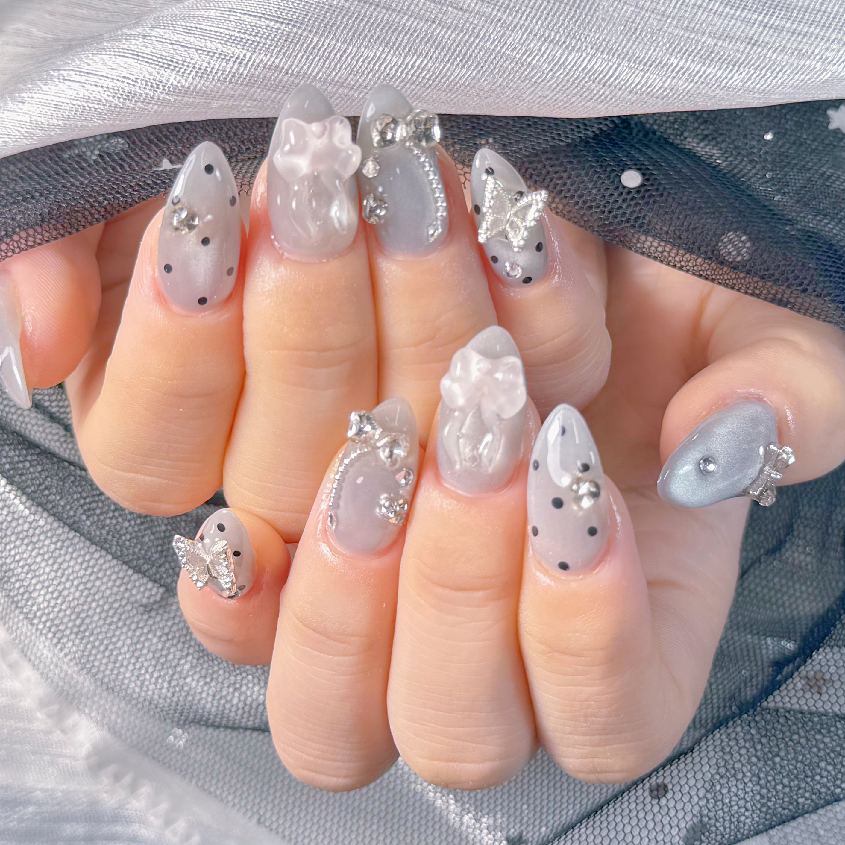 LEELA_NAIL