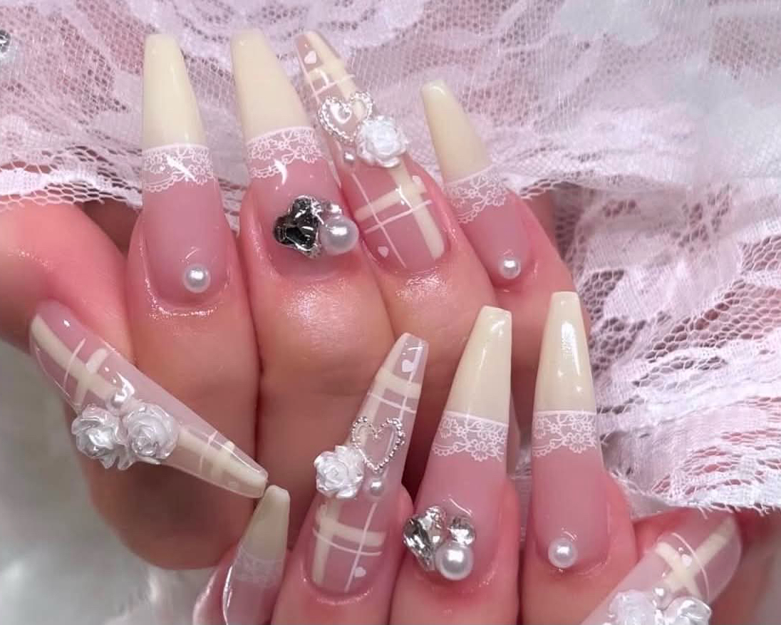 Bling_NailSalon