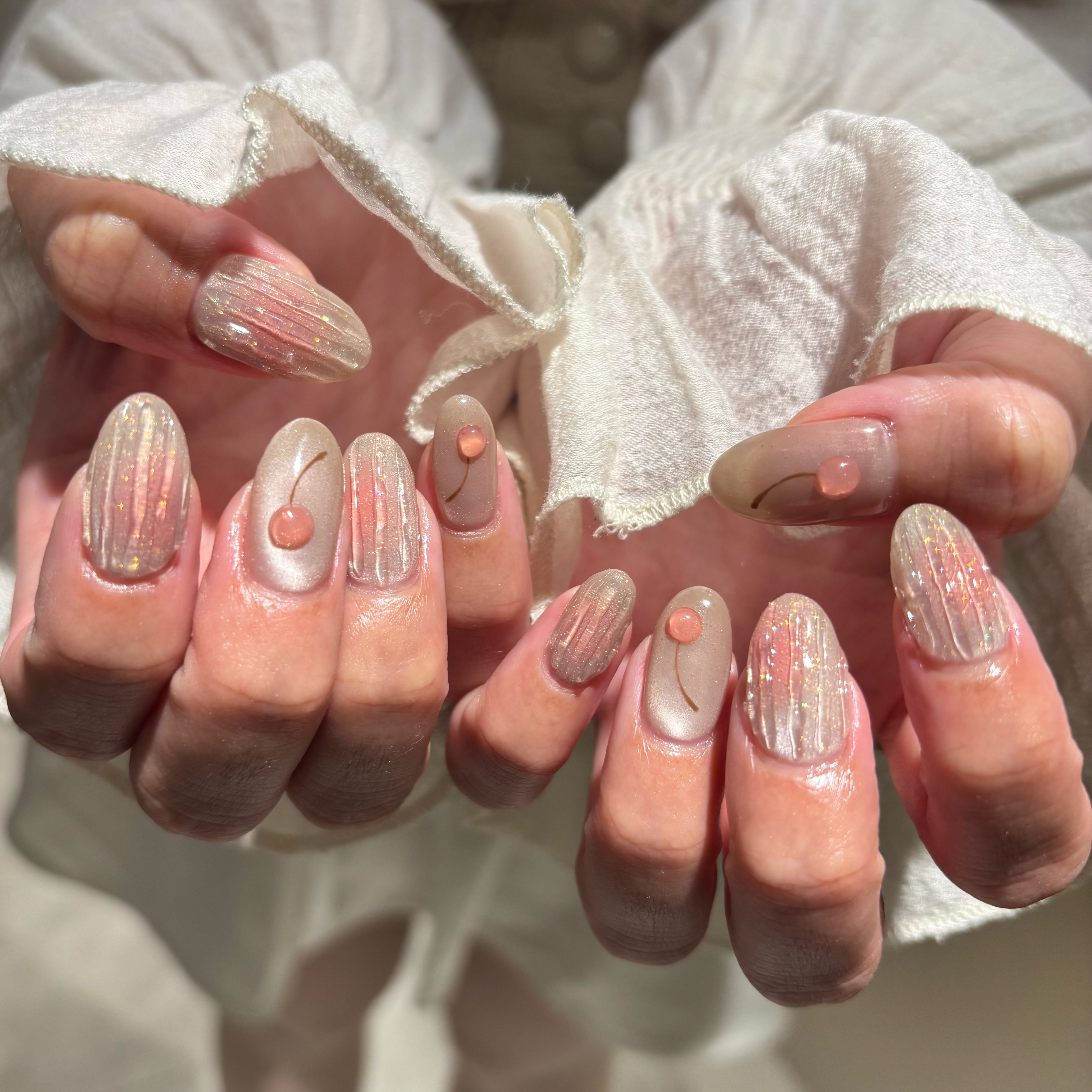 Emu...nail