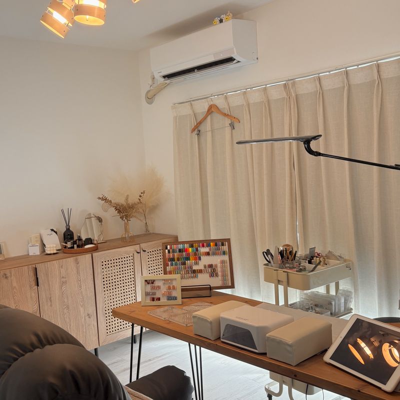 private salon loggy.