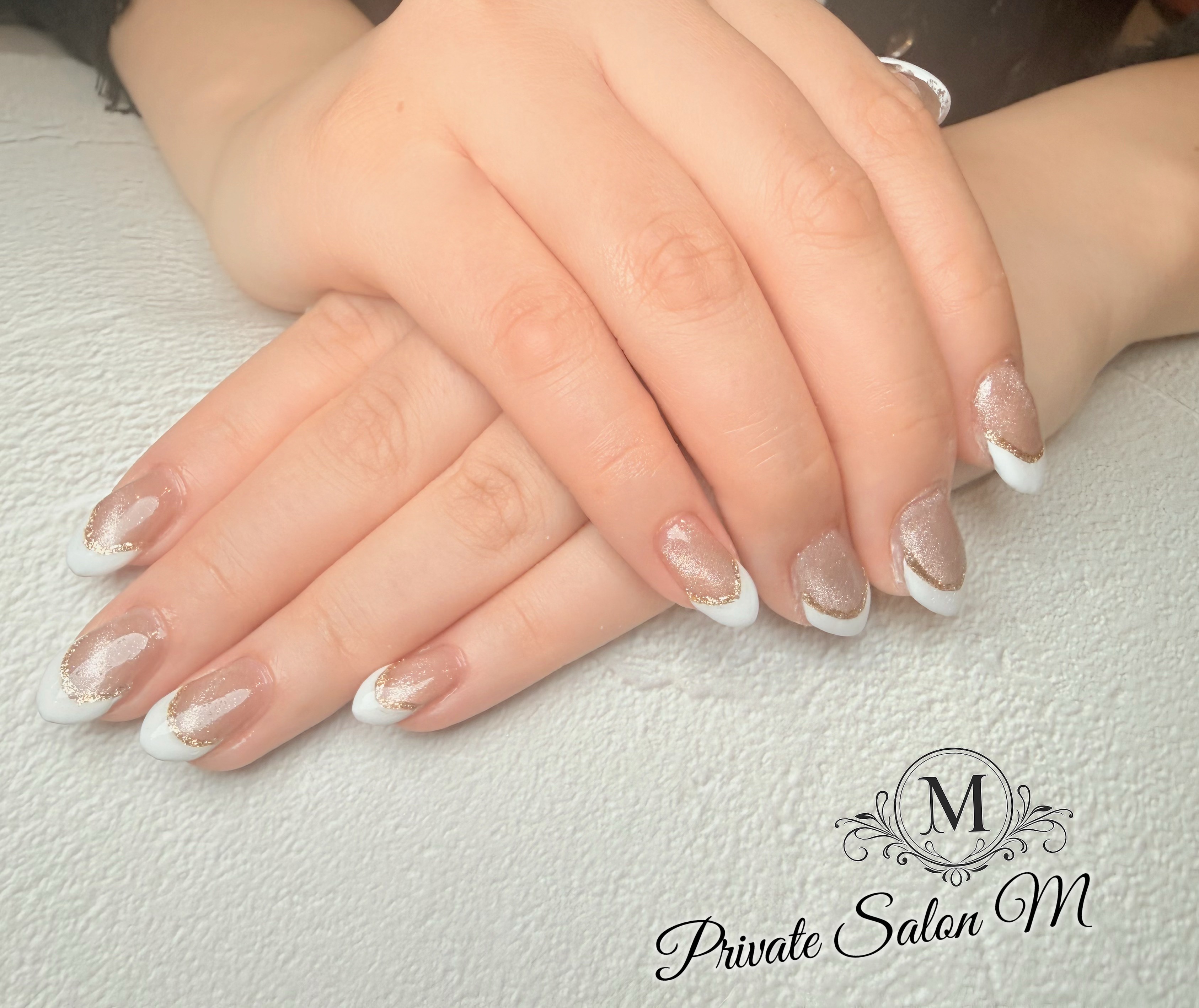 Private.Salon.M