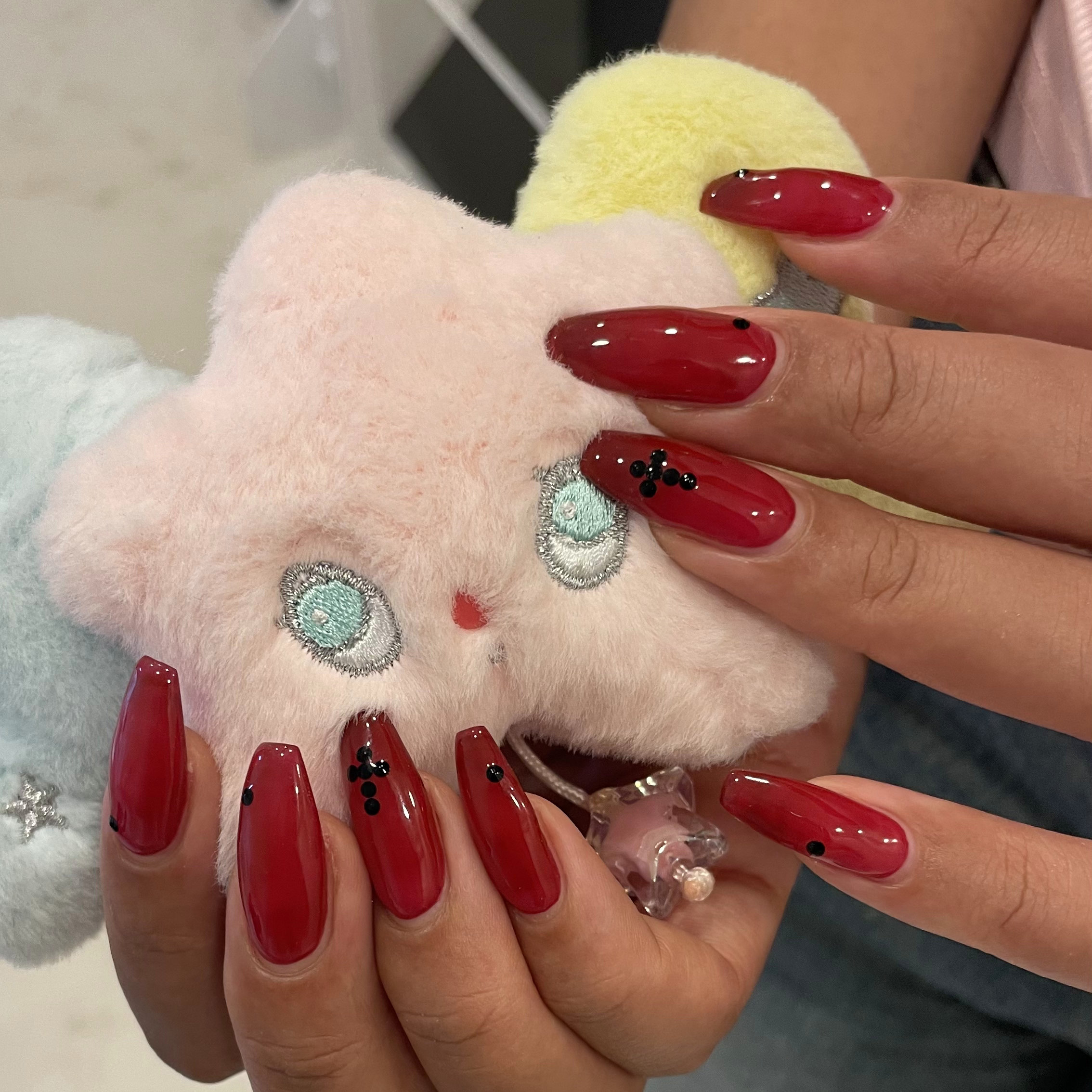 min.nail