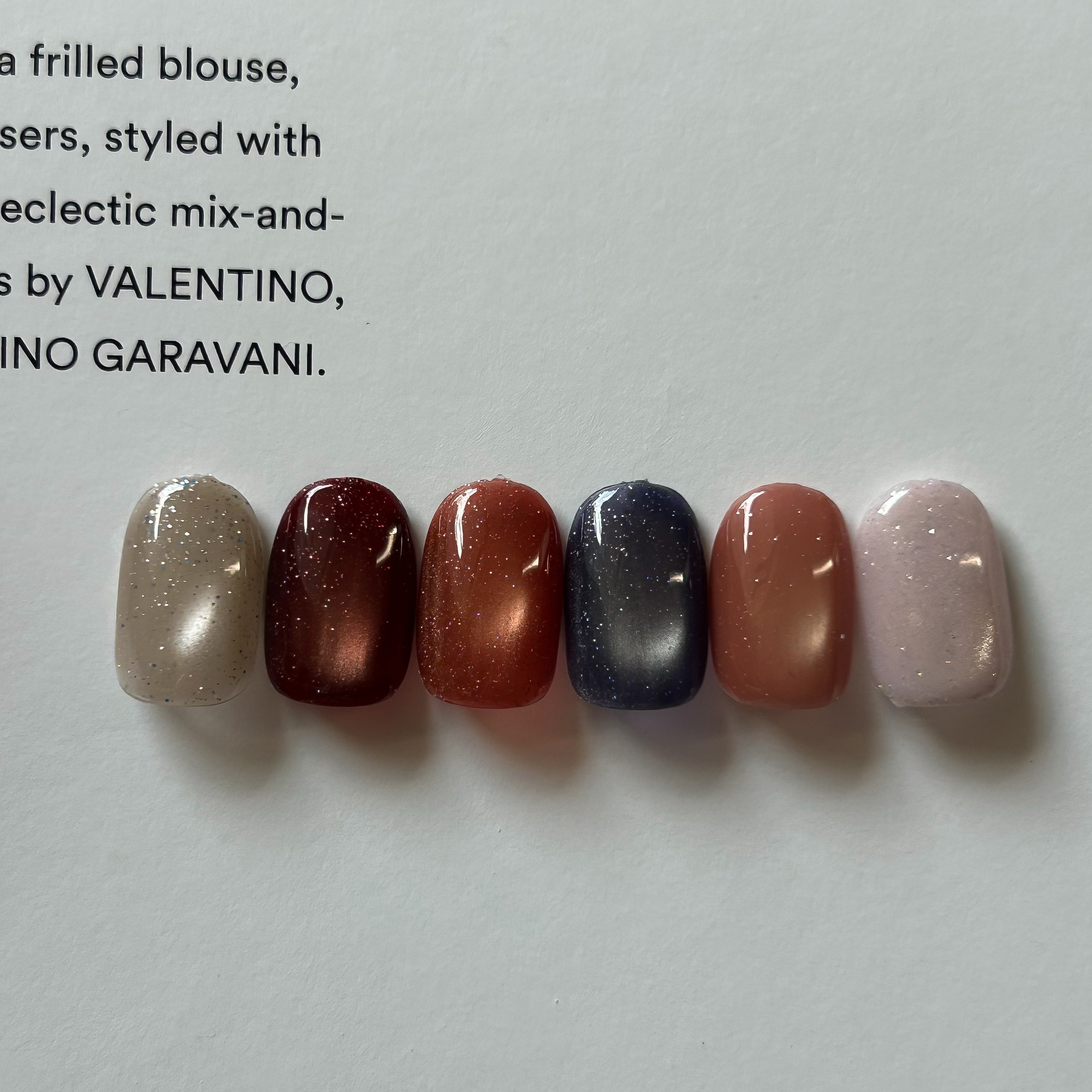 une_.nail