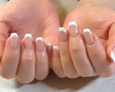 フレンチネイル🕊ベースカラー込み＊
