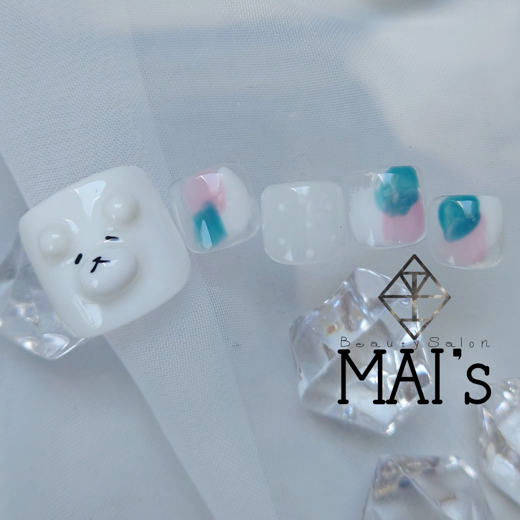 mais_nail.e