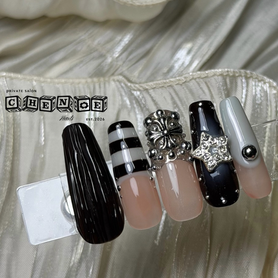 ChenoeNails