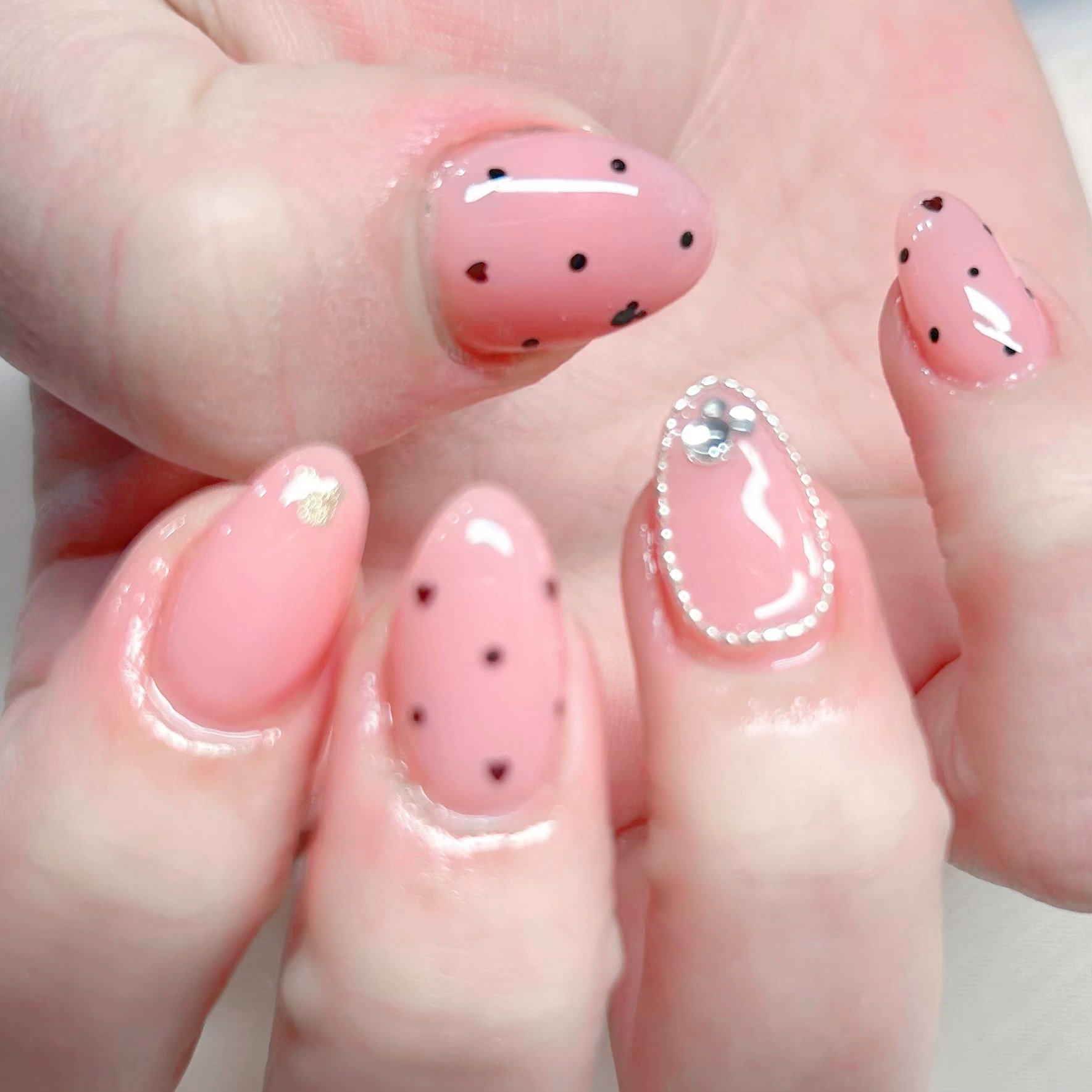 KINNAILSALON