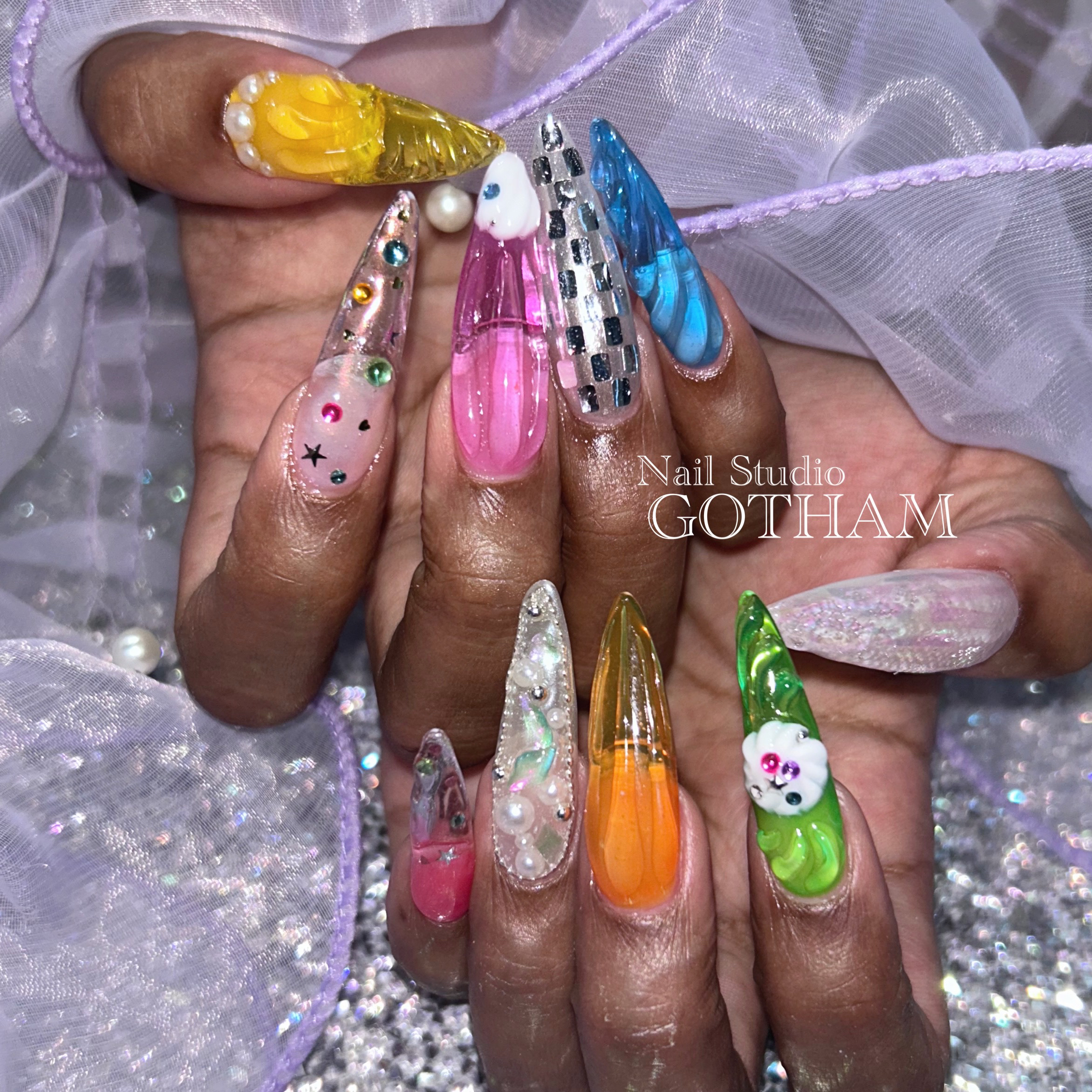 Nailstudio_GOTHAM