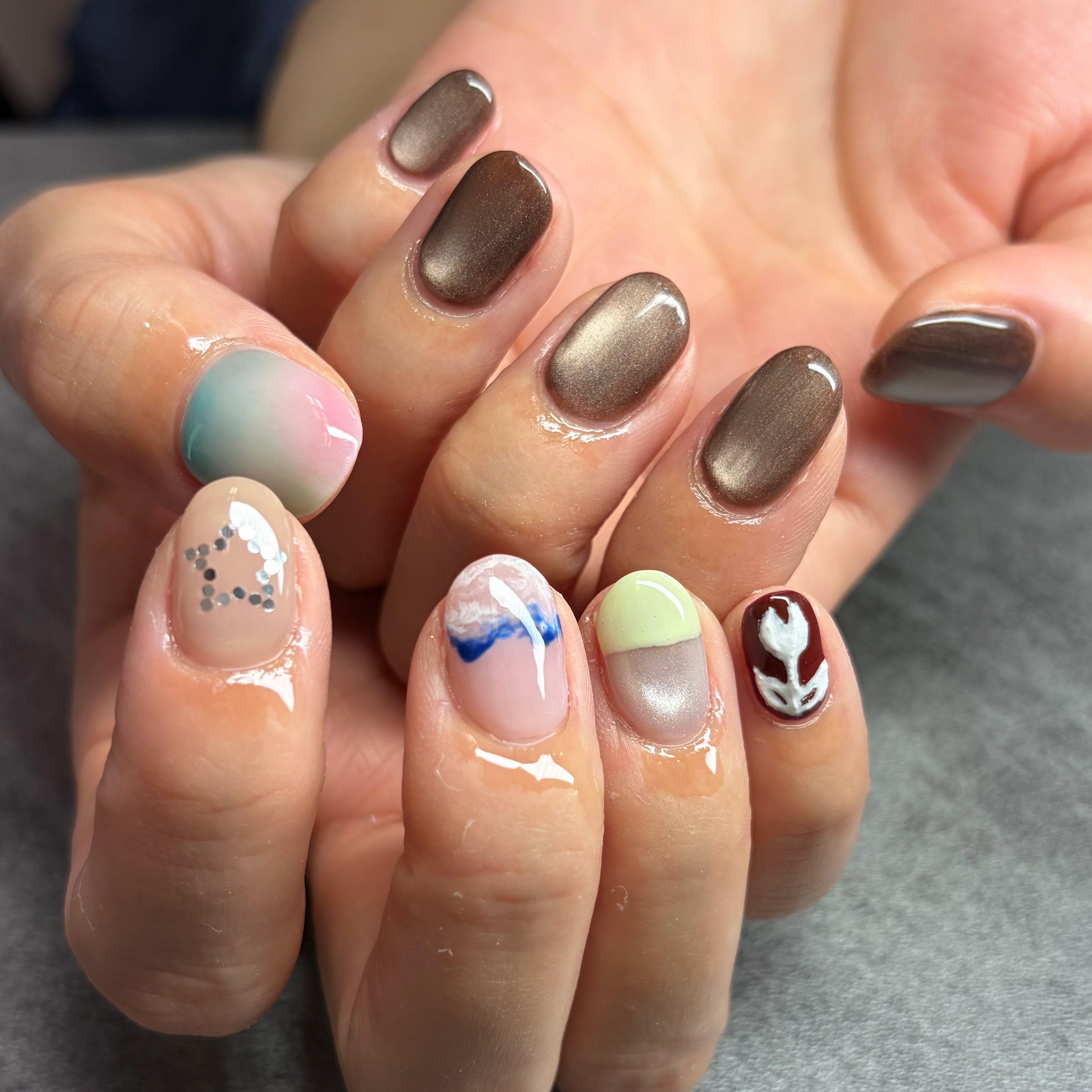 Ann.nail_arisa