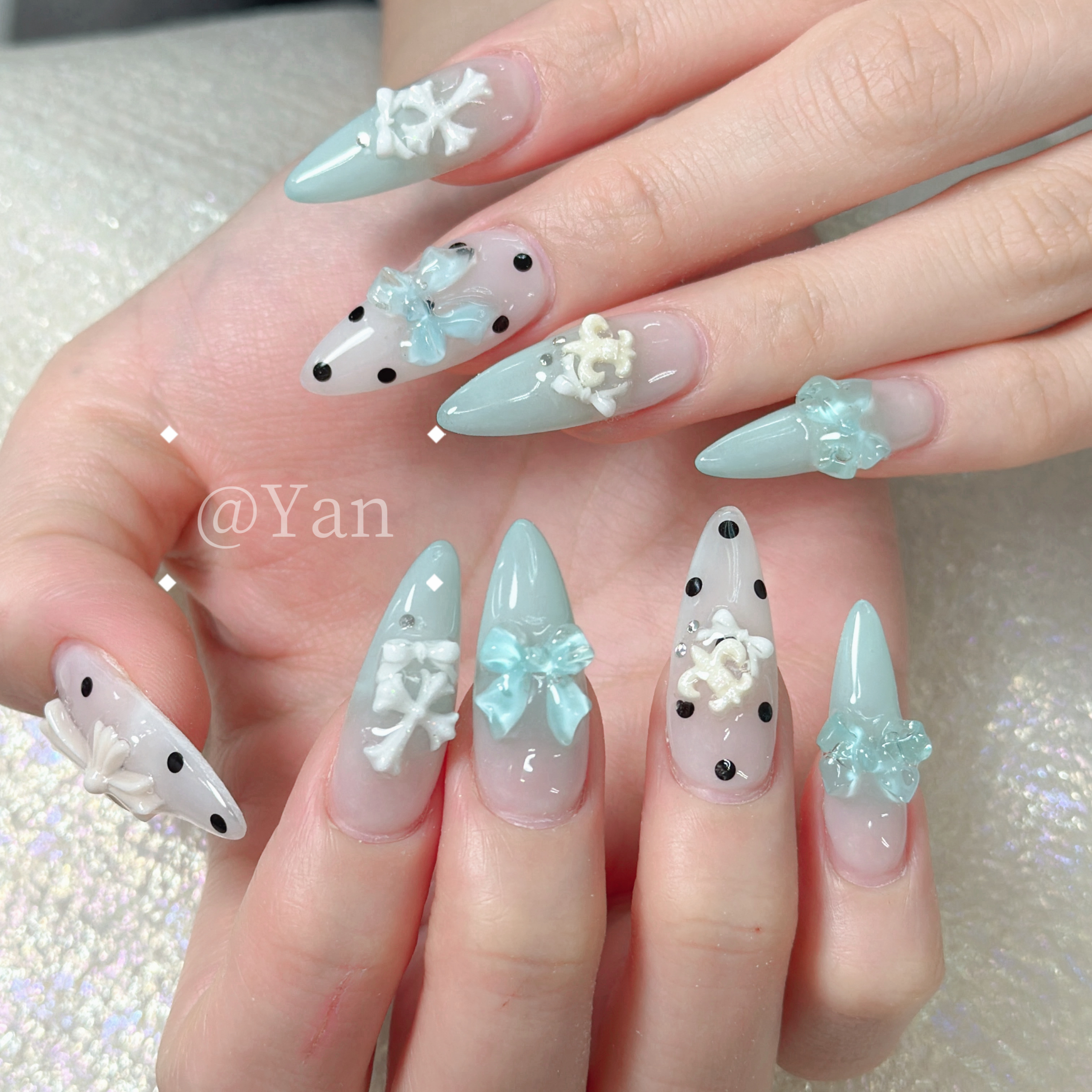 Queens_Yan