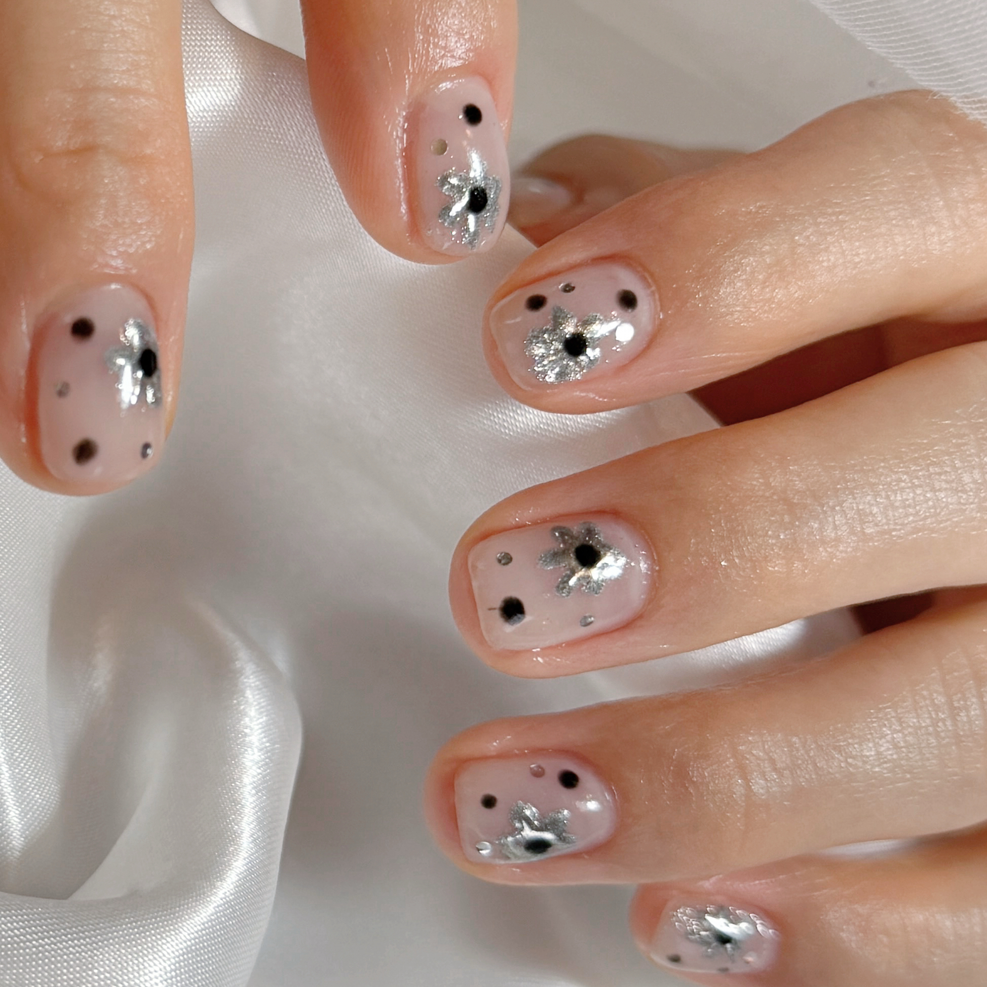 yo_nail