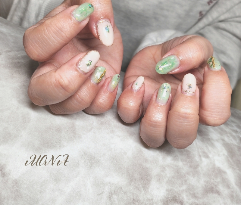 Beauty_Salon_MONA