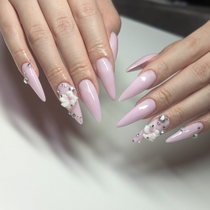 Nail_yello