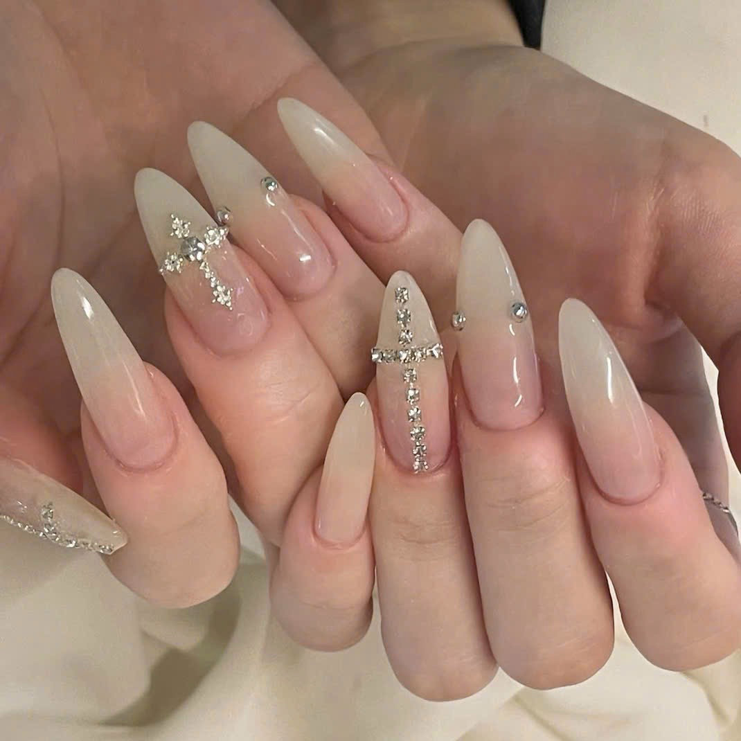 Candii_Nail