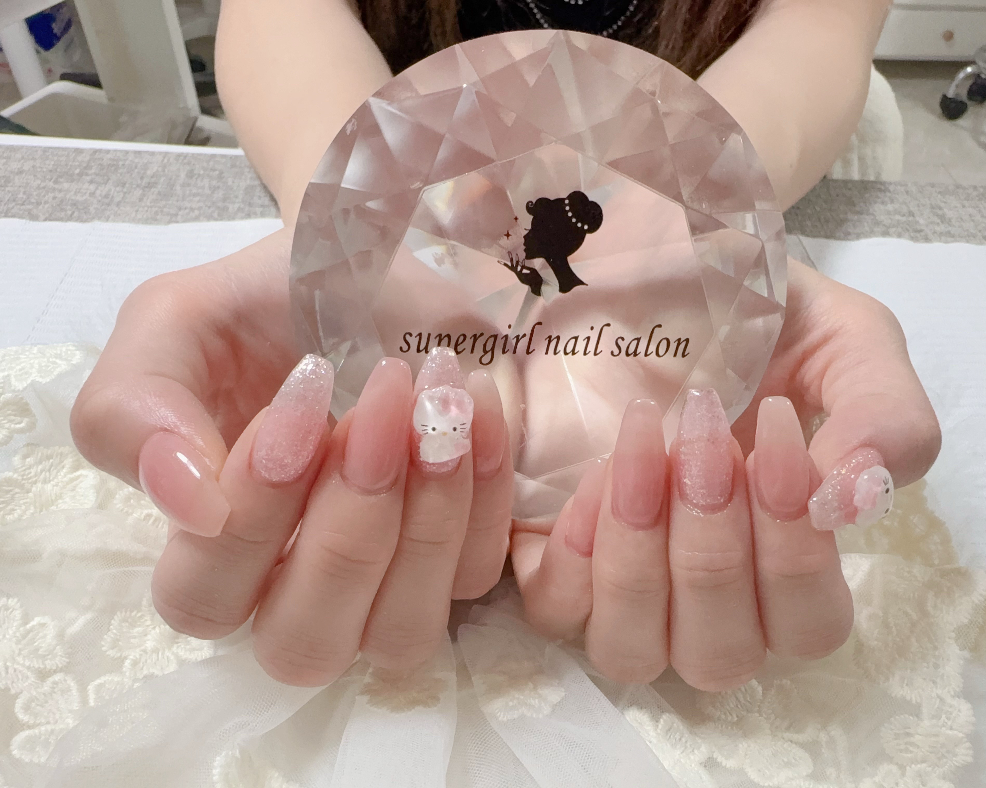 supergirlnailsalon