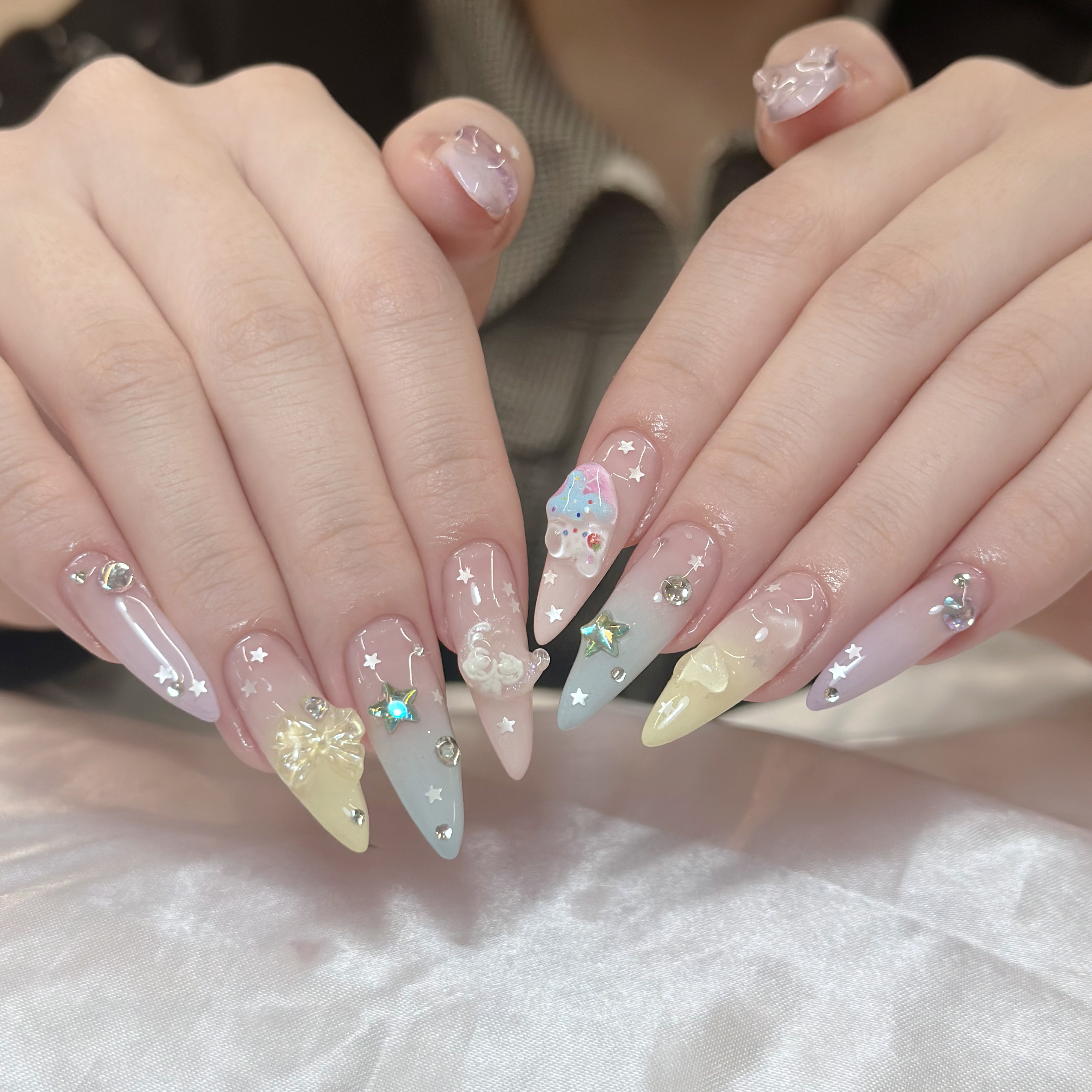 Vp2_trang.nail